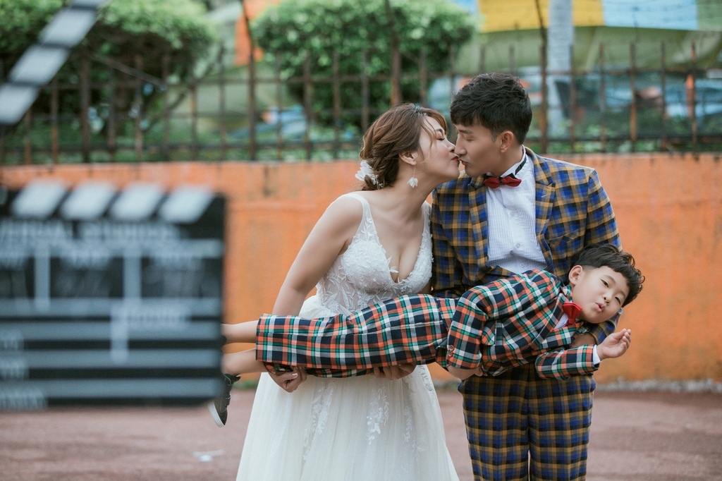 週年婚紗照,全家福婚紗照,全家福照,結婚周年照,婚紗照,全家福照推薦 (72).jpg 週年婚紗照,全家福婚紗照,全家福照,結婚周年照,婚紗照,全家福照推薦 (72).jpg