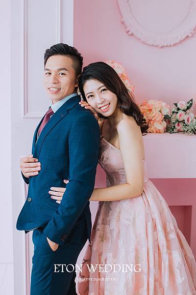 高雄單租禮服,晚禮服出租,高雄禮服出租價格,高雄禮服出租ptt,高雄婚紗工作室,伊頓自助婚紗,高雄評價禮服店,高雄婚紗店,禮服出租,禮服租借 (26).jpg