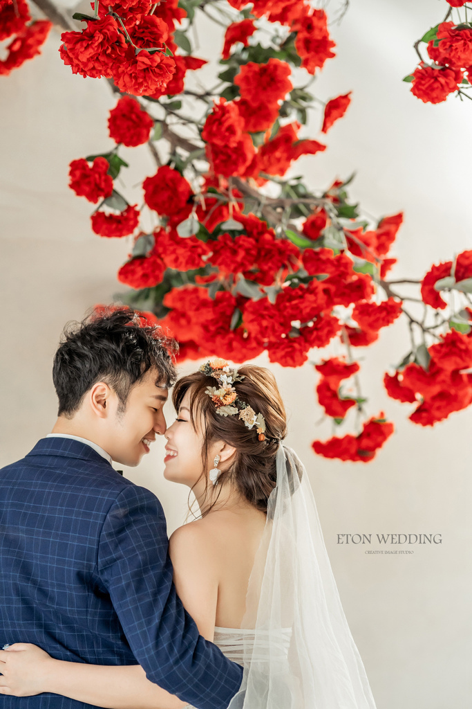 新娘白紗造型,白紗造型,新娘造型,白紗盤髮,頭紗造型,白紗進場造型,新娘造型2021,白紗 髮型 (13).jpg