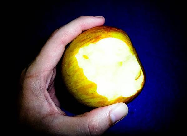 apple.jpg apple.jpg