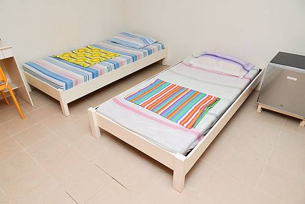 first english academic