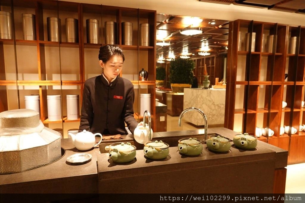 台北飯店餐廳美食推薦｜台北超人氣君悅五星漂亮廣式海鮮餐廳｜台北好吃適合多人桌合菜餐廳・港式飲茶餐廳燒鴨燒賣推薦｜台北信義區101捷運美食54.jpg