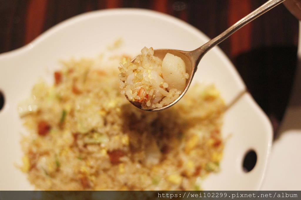 台北飯店餐廳美食推薦｜台北超人氣君悅五星漂亮廣式海鮮餐廳｜台北好吃適合多人桌合菜餐廳・港式飲茶餐廳燒鴨燒賣推薦｜台北信義區101捷運美食15.jpg