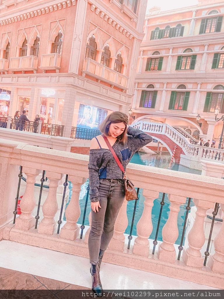 澳門自助旅遊·澳門威尼斯人必吃必玩必拍IG打卡熱門景點:澳門威尼斯人交通:澳門聖誕節:威尼斯人行李寄放價格145.jpg 澳門自助旅遊·澳門威尼斯人必吃必玩必拍IG打卡熱門景點:澳門威尼斯人交通:澳門聖誕節:威尼斯人行李寄放價格145.jpg