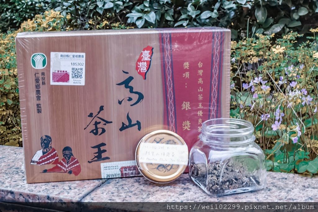 9東區手搖飲隱藏必喝店！選用五星冠軍茶珍珠奶茶專賣店！黑白珍珠的完美搭配＋季節限定的各種新鮮水果調飲：PinCha 品茶.jpg