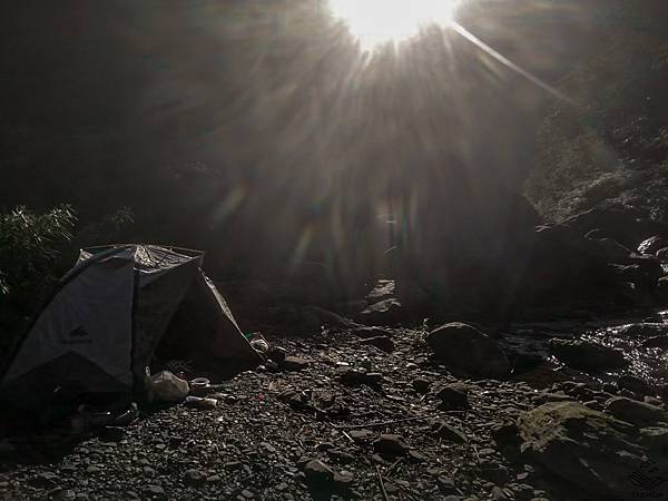 Caaammpinngg_210520_2-2.jpg Caaammpinngg_210520_2-2.jpg