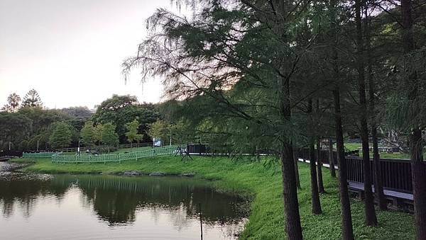 LINE_ALBUM_天母星巴克和原住民公園_210903_7.jpg