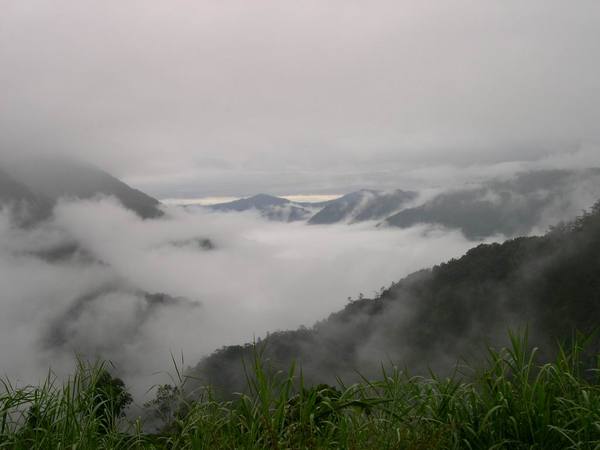第二天又在雲海中出發