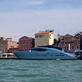 由許多小島組成的水都威尼斯，主要交通工具就是船
