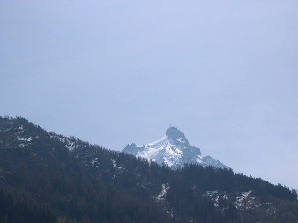 遠遠的南針峰，我們剛剛就在那