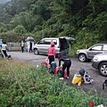 接駁車先開往四季林道紅色柵欄處停車