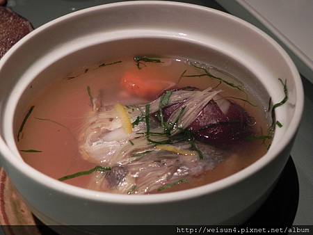 牡丹園_DSCN0259_魚湯_午魚頭.JPG 牡丹園_DSCN0259_魚湯_午魚頭.JPG