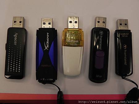 HyperX_p07_usb....JPG