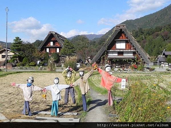 北陸_DSCN0994_合掌屋_稻草人.JPG 北陸_DSCN0994_合掌屋_稻草人.JPG