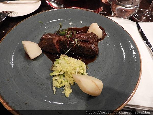 DSCN1502_Mlýnec Restaurant_主餐_牛排.JPG DSCN1502_Mlýnec Restaurant_主餐_牛排.JPG