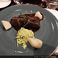 DSCN1502_Mlýnec Restaurant_主餐_牛排.JPG