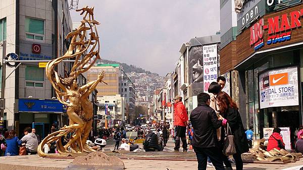 '14 韓國釜山．慶州．鎮海賞櫻