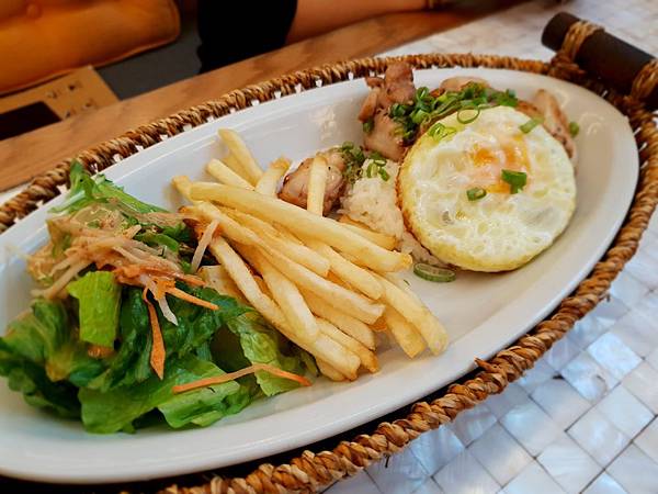 20180605_120939.jpg 20180605_120939.jpg