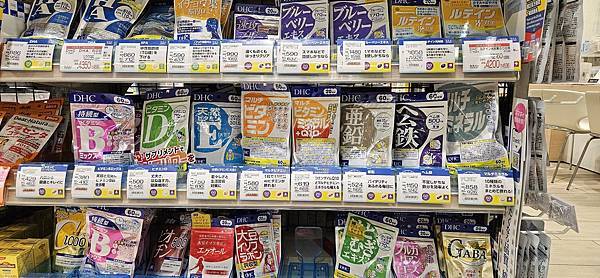 〔2023跨年在東京〕戰利品篇: 藥妝/無印/泡麵/零食伴手 〔2023跨年在東京〕戰利品篇: 藥妝/無印/泡麵/零食伴手