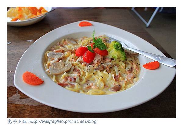 IMG_5670-1.jpg IMG_5670-1.jpg