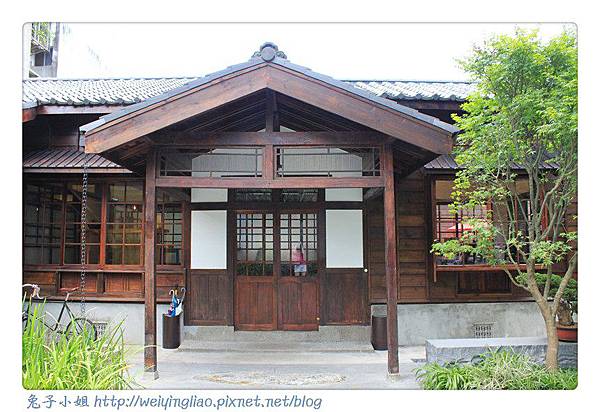 IMG_2405-1.jpg IMG_2405-1.jpg