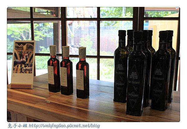 IMG_2463-1.jpg IMG_2463-1.jpg