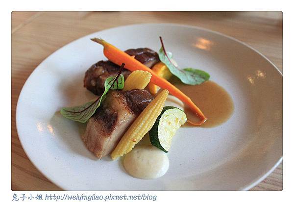 IMG_2675-1.jpg IMG_2675-1.jpg