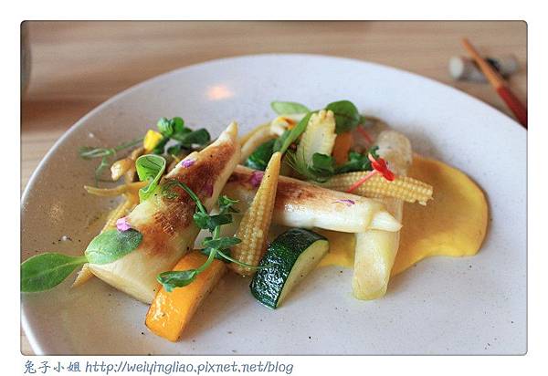 IMG_2679-1.jpg IMG_2679-1.jpg