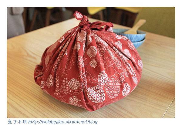 IMG_2698-1.jpg IMG_2698-1.jpg