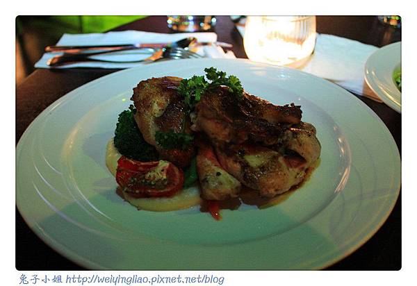 IMG_3334-1.jpg IMG_3334-1.jpg