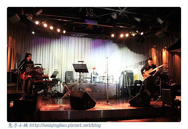 IMG_3353-1.jpg IMG_3353-1.jpg