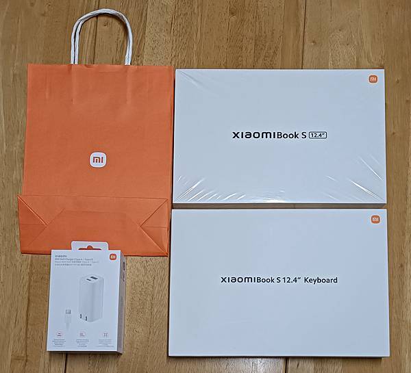 。XiaomiBook S 平板筆電 開箱 與 APP設定