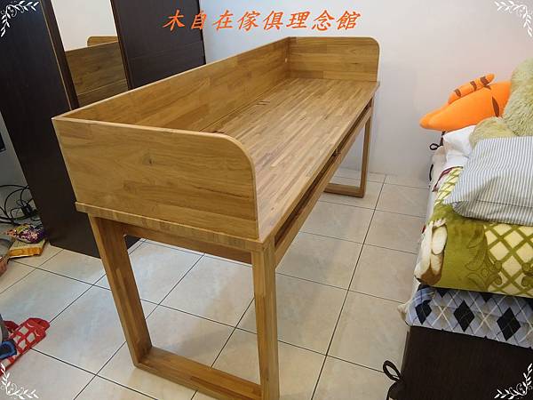 柚木鍵盤雙人書桌1.JPG 柚木鍵盤雙人書桌1.JPG