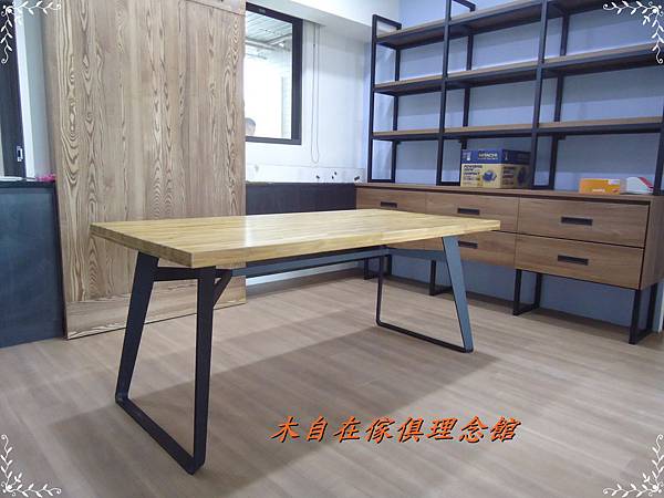 柚木假厚4.8鐵腳餐桌1.JPG 柚木假厚4.8鐵腳餐桌1.JPG