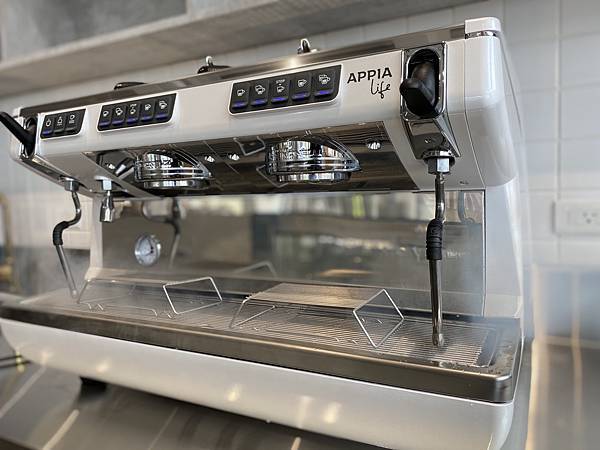 Appia Life 半自動咖啡機 Simonelli 營業用 全白色