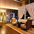 jumeirah-dhevanafushi-island-revive-02-hero.jpg