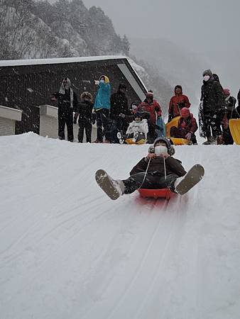 菁滑雪.jpg