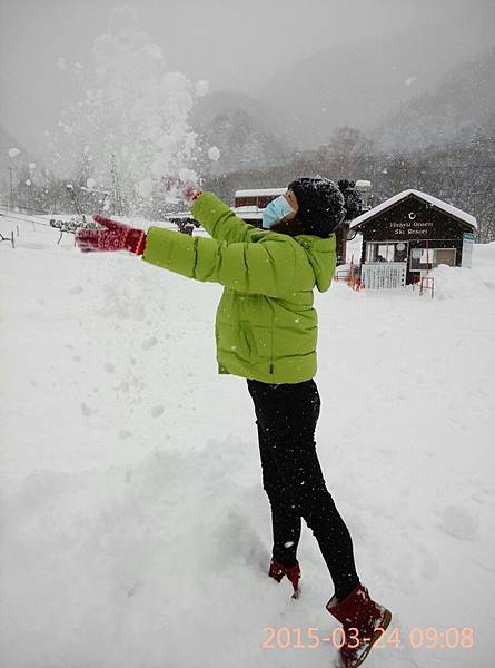 雯玩雪.jpg