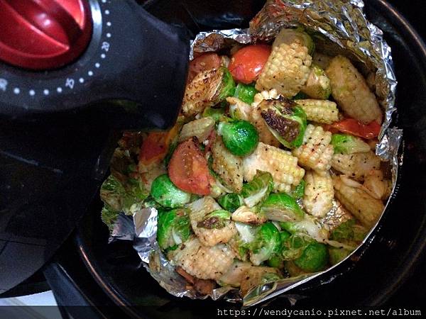 用氣炸鍋來氣炸蔬菜 氣炸義式蔬菜 麻麻的艾寶樂園 痞客邦