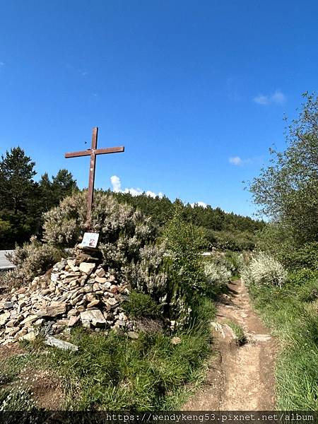 2023-06-01徒步第15天-法國之路最高點-費羅十字架