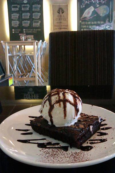 Brownie Ice Cream (at Grazia Cafe)
