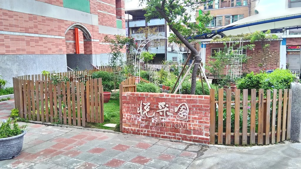 三峽國小14-校園佈置.jpg