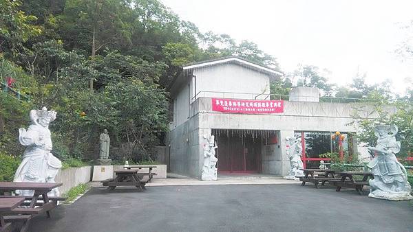 華梵大學a6-曉雲導師紀念館.jpg