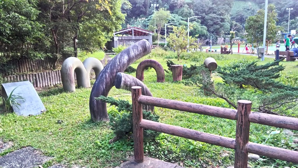 麗湖國小-綠動數字城堡.jpg