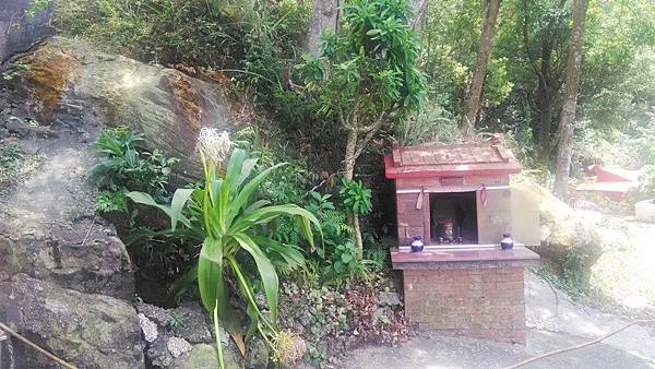 天聖代天府8-山神祠.jpg