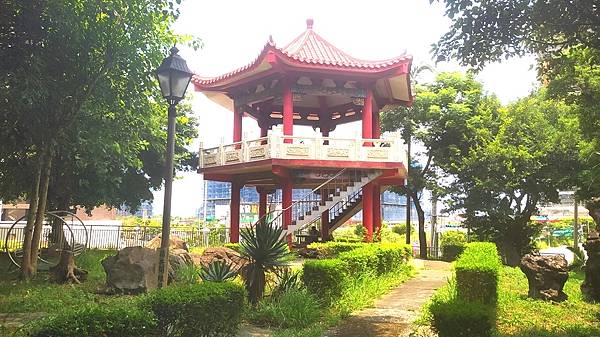 樂善寺33-公園涼亭.jpg