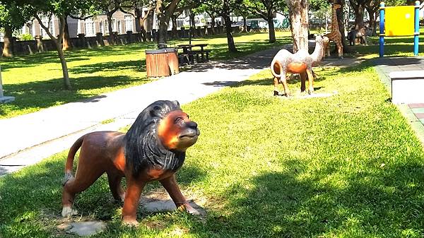 大溪頂埔公園6-動物造型.jpg