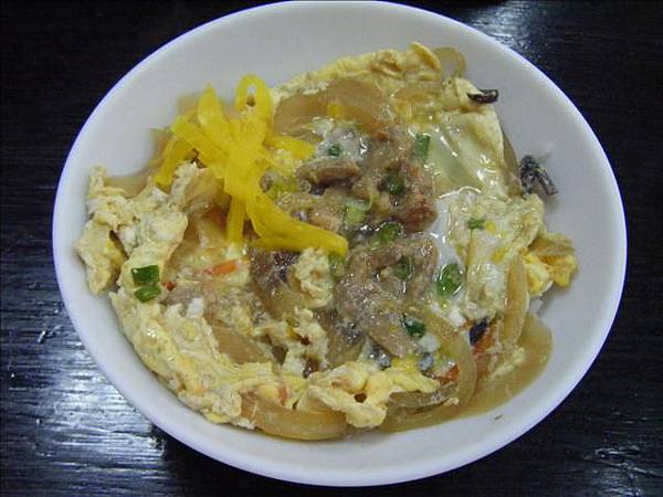 台東日本九洲拉麵店：親子丼