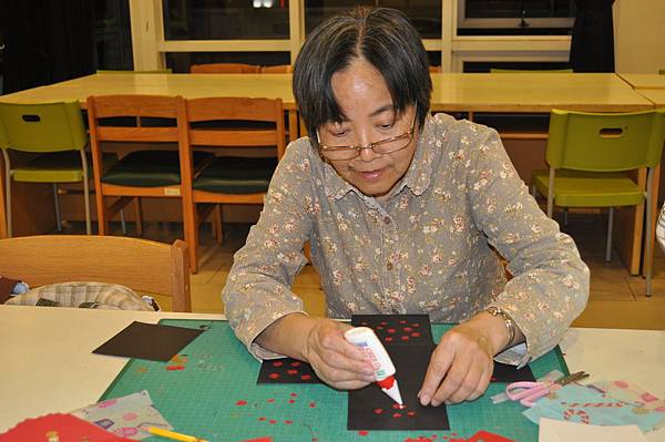 104/04/22 志工培訓課程-我的MAMAMIYA愛的驚喜禮物盒