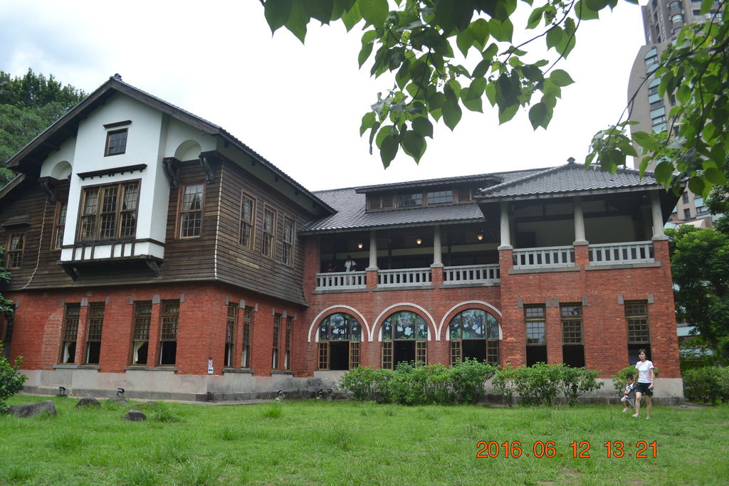 DSC_0208.JPG DSC_0208.JPG